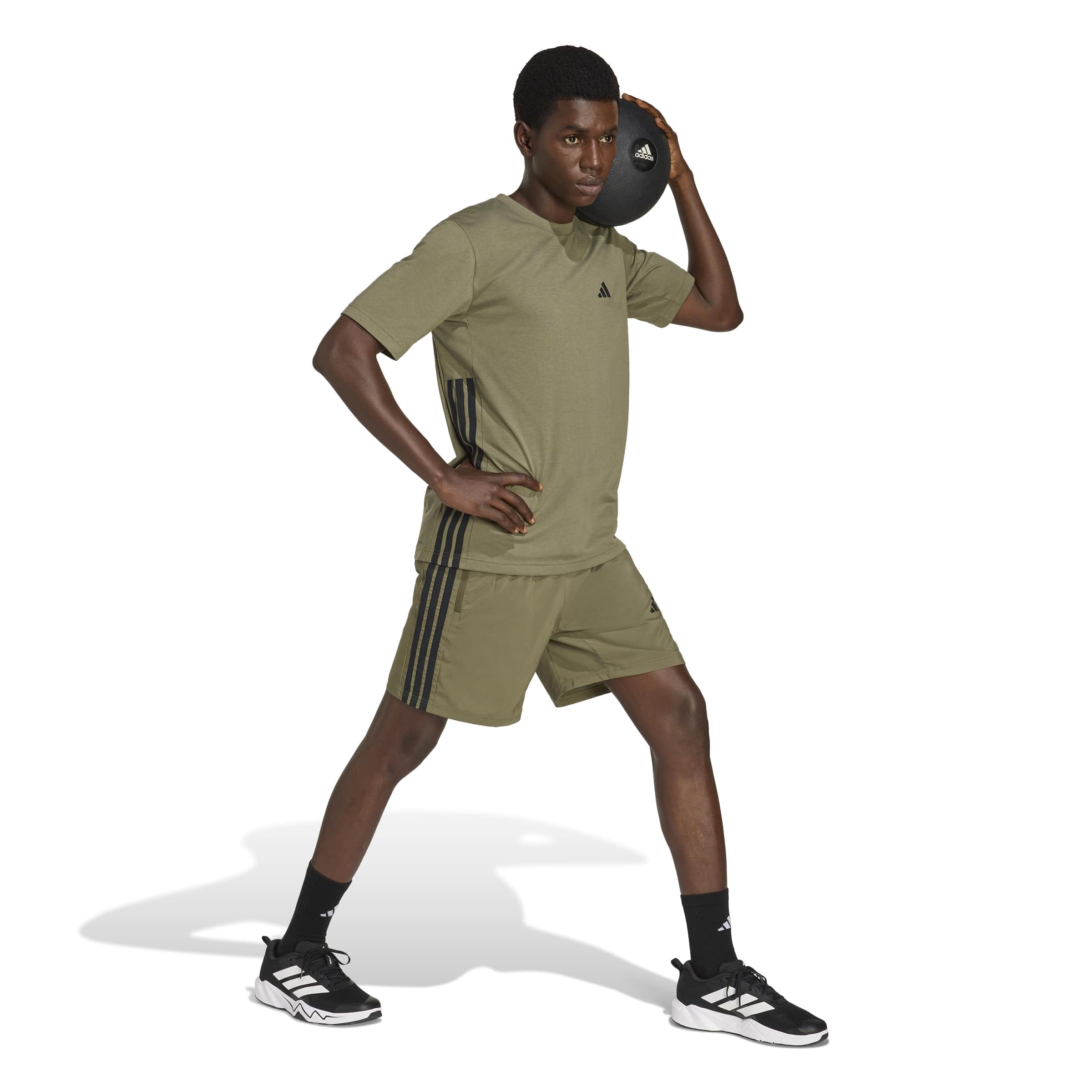adidas Homme Workout Essentials Base 3 Stripes Woven Short Shorts, Olive strata/Black, XL 7 inch