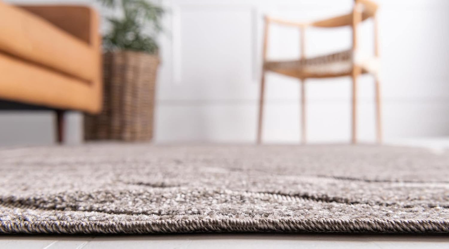 Rugs.com Outdoor Botanical Collection Rug – 4' x 6' Brown Flatweave Rug Perfect for Entryways, Kitchens, Breakfast Nooks, Accent Pieces