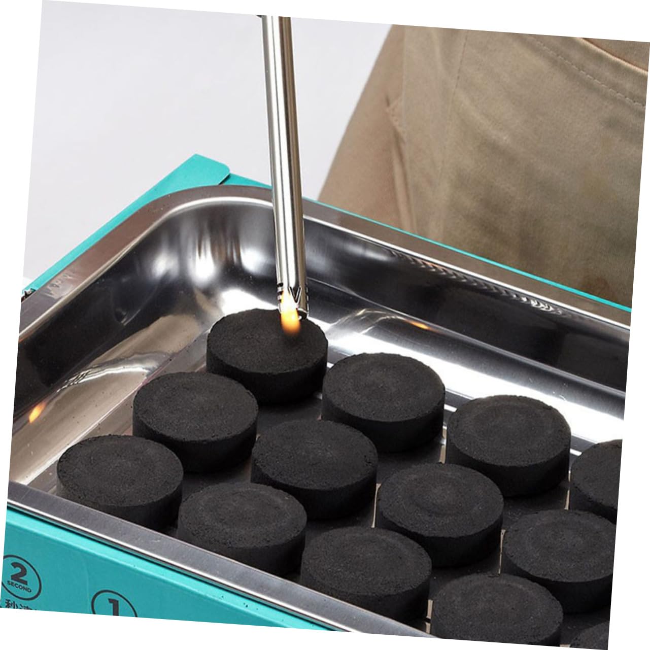 Briquetas de Carbón 70 Piezas, Carbón Vegetal Negro para Barbacoa | Encendido Rápido, Uso Práctico en Aventura y Fuego Exterior, Formato Ligero para Llevar