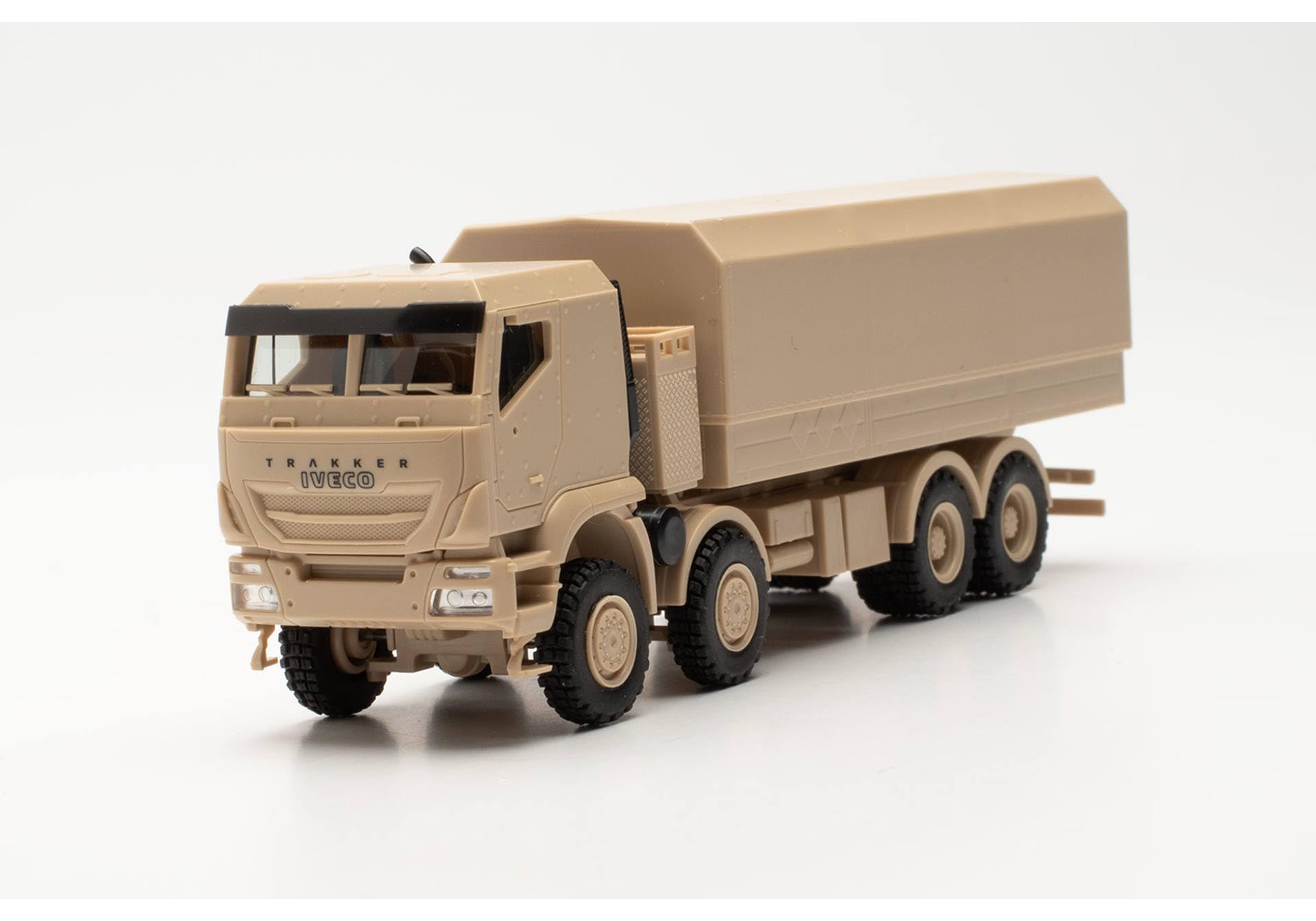 herpa truck model Iveco Trakker 8x8 protected flatbed truck, on a scale of 1:87, plastic miniature, made in Germany - Image 4