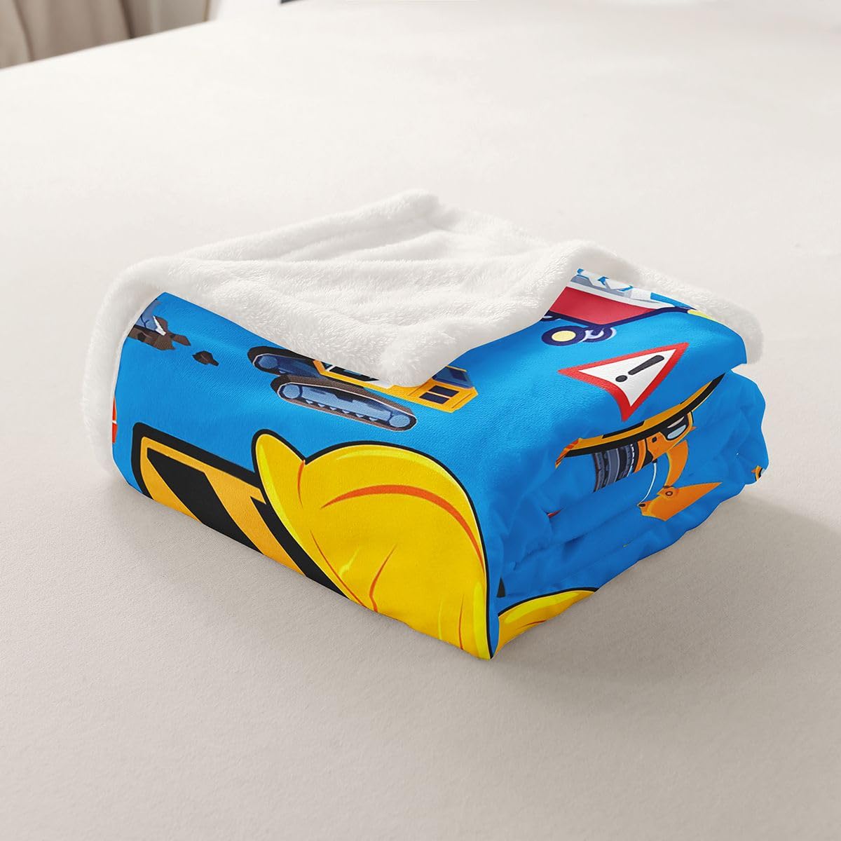 Loussiesd Pojazdy budowlane koc polarowy koparka litera B szerpa koc dla dzieci kobiet mężczyzn pluszowy puszysty kreskówka samochód traktor królowa 228 x 229 cm na łóżko kanapę krzesło salon