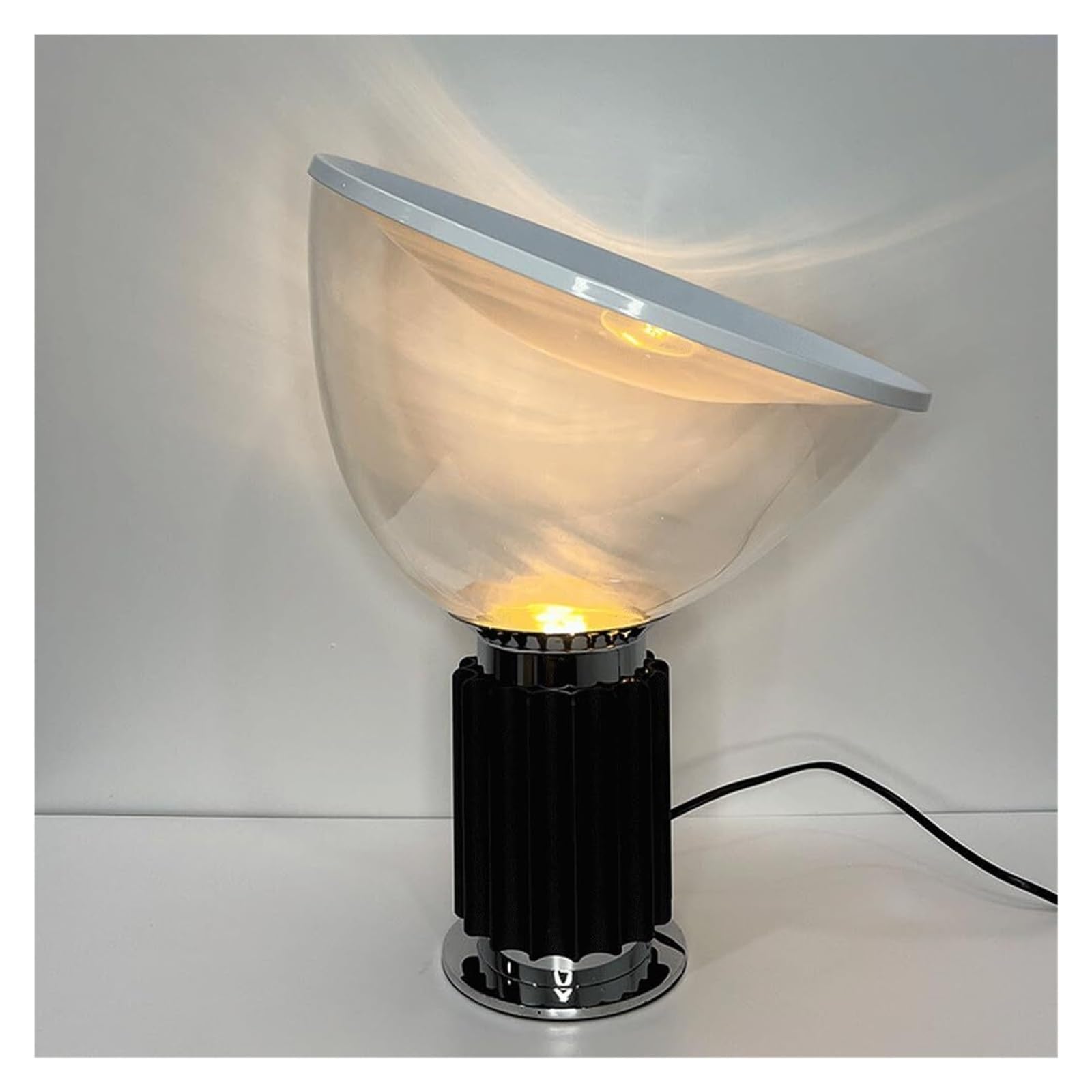 Tischlampe Lampada da scrivania moderna di metà secolo, semplice e creativa, in vetro, for studio, camera da letto, comodino, bar, ristorante, reception Lampada tavolo