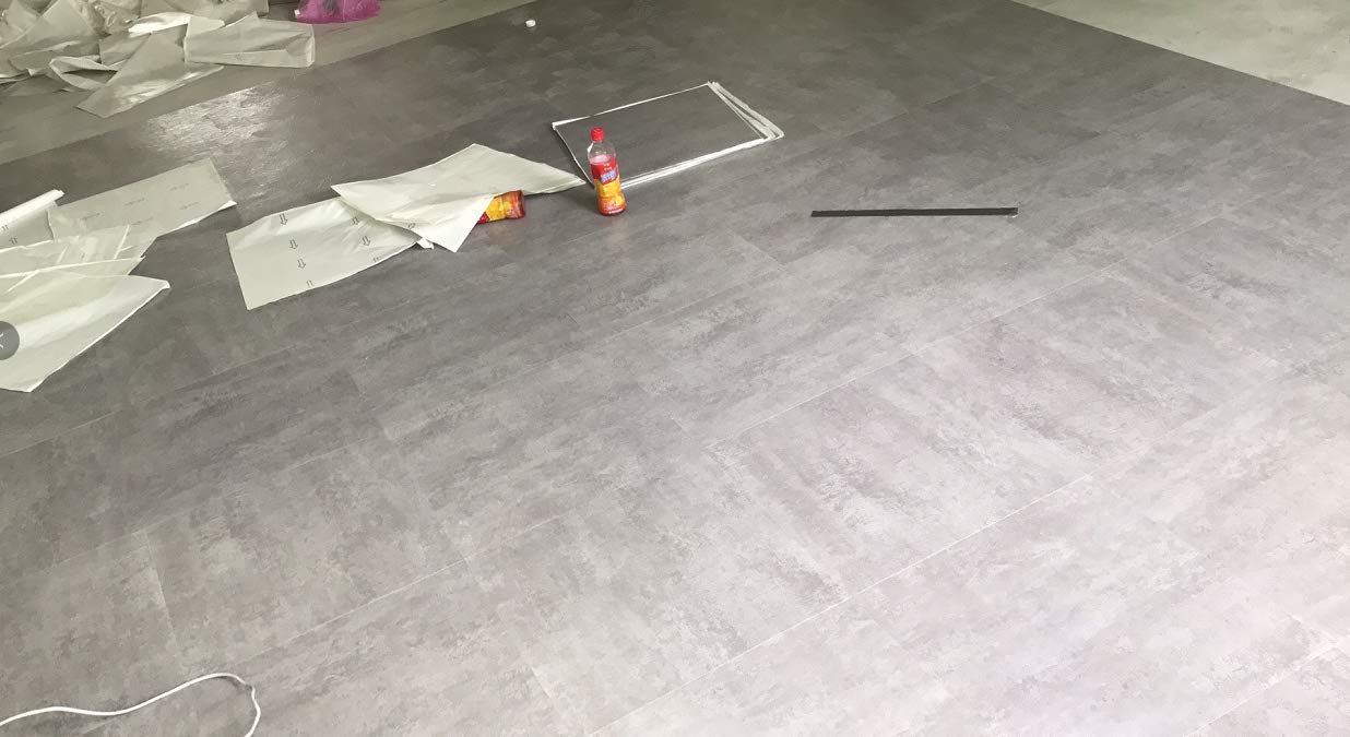 Nowe EasyFloor© samoprzylepne PCW kwadratowe płytki podłogowe ciemnoszara jasnoszary 5 m² w opakowaniu (jasnoszary)