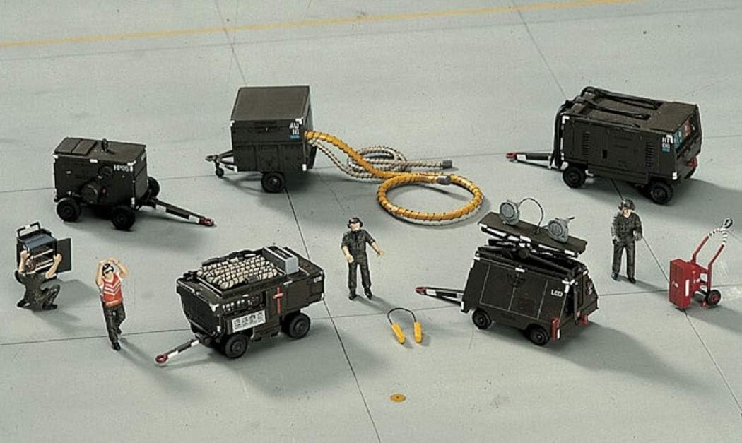 Faller Hasegawa Aerospace Ground Equipment Model Kit