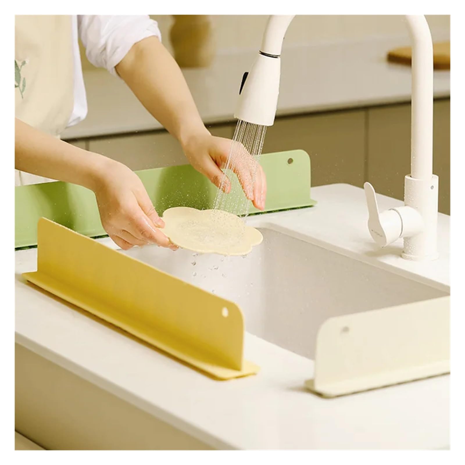 IRFHDCX Sink Splash Guard Silicone Sink Baffle Splash Guard With Suction Cup Kitchen Anti-splash Stopper Anti-water Board For(3Pcs Green)