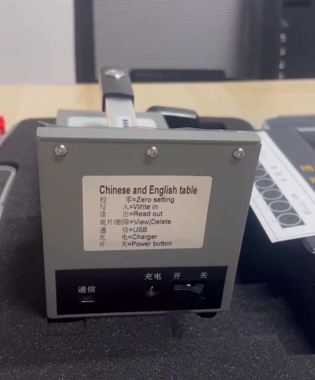 Portable Black and White Transmission Densitometer Density Meter Tester Gauge Measuring Instrument with Measuring Range 0 to 4.5D Measuring Area ф2mm Repetition Error ±0.01D