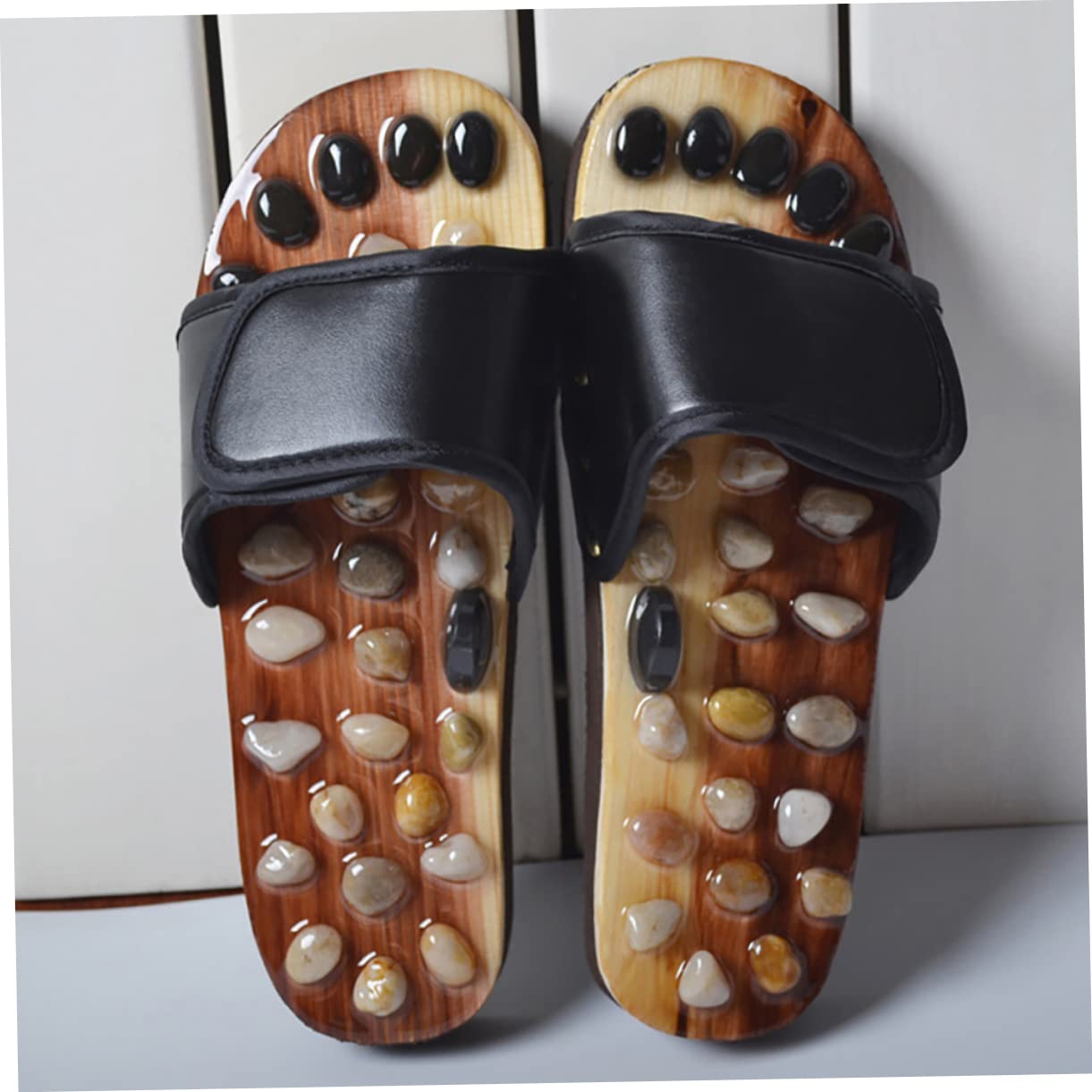 Rutschfeste Fußpflegeschuhe als Akupressur Fußmassage Slipper Größe 42