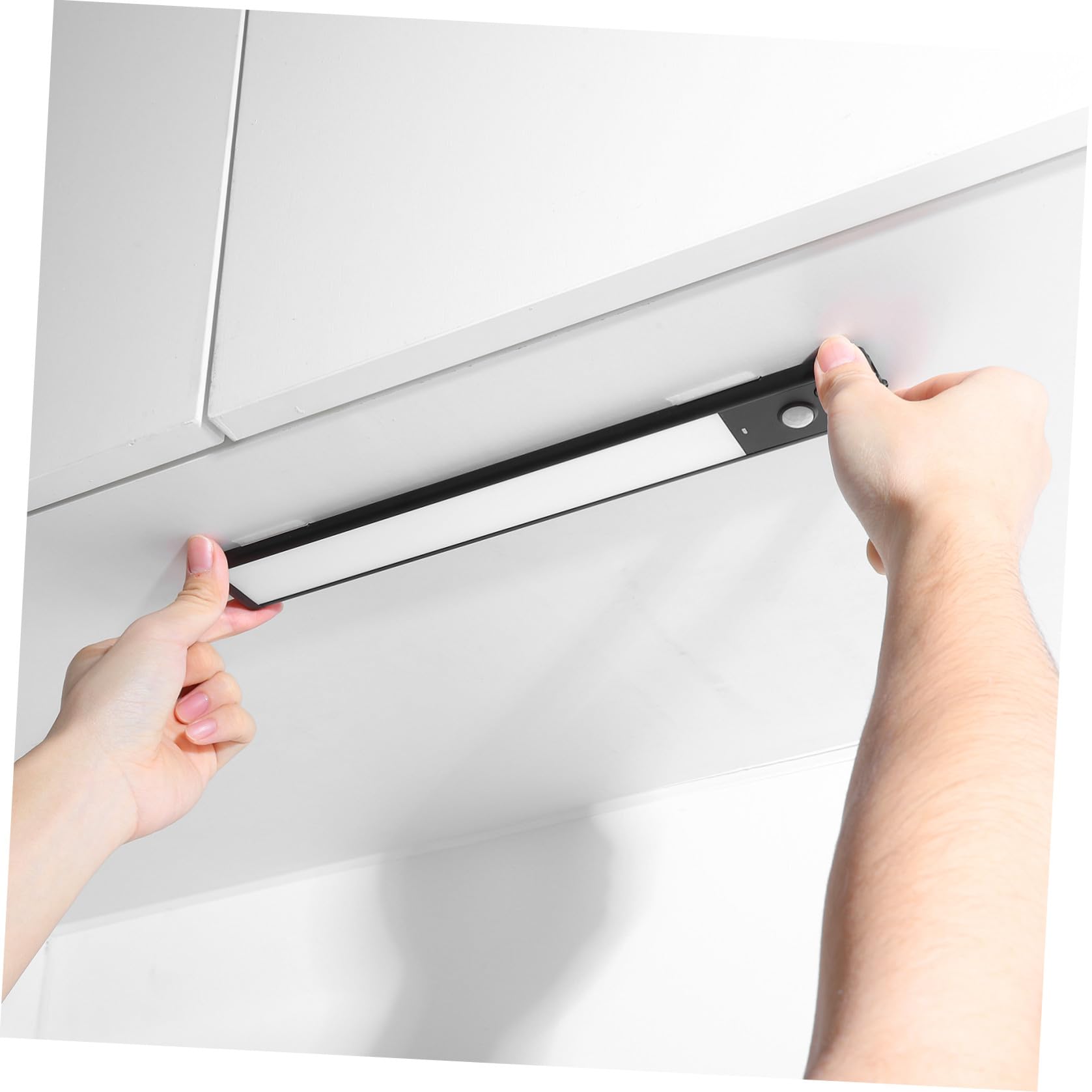 ifundom 4 Luces LED Negras Iluminación Amplia Sensor de Movimiento y Carga Rápida para Debajo del Gabinete Ideales para Cocina y Pasillos