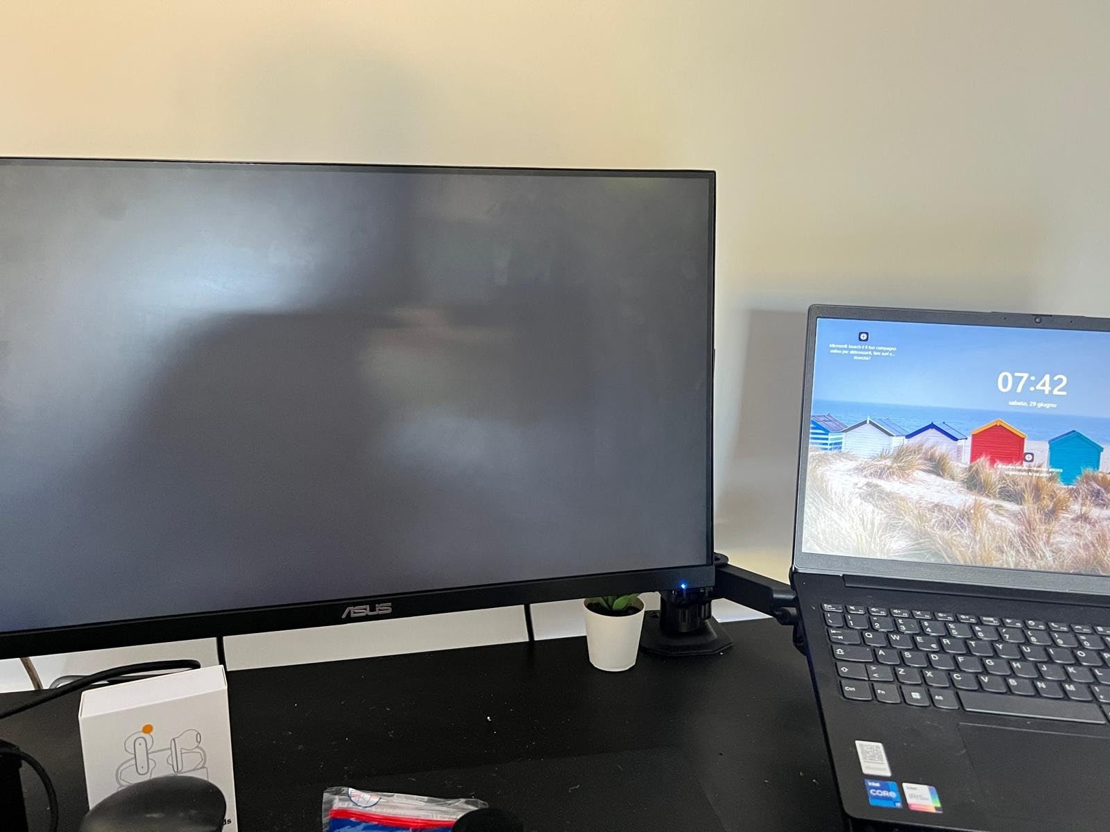 Supporto Monitor Redbat Con Vassoio Laptop - Doppio Schermo, Regolabile, Per Monitor 13-32" E Laptop Fino 16" - Foto 6