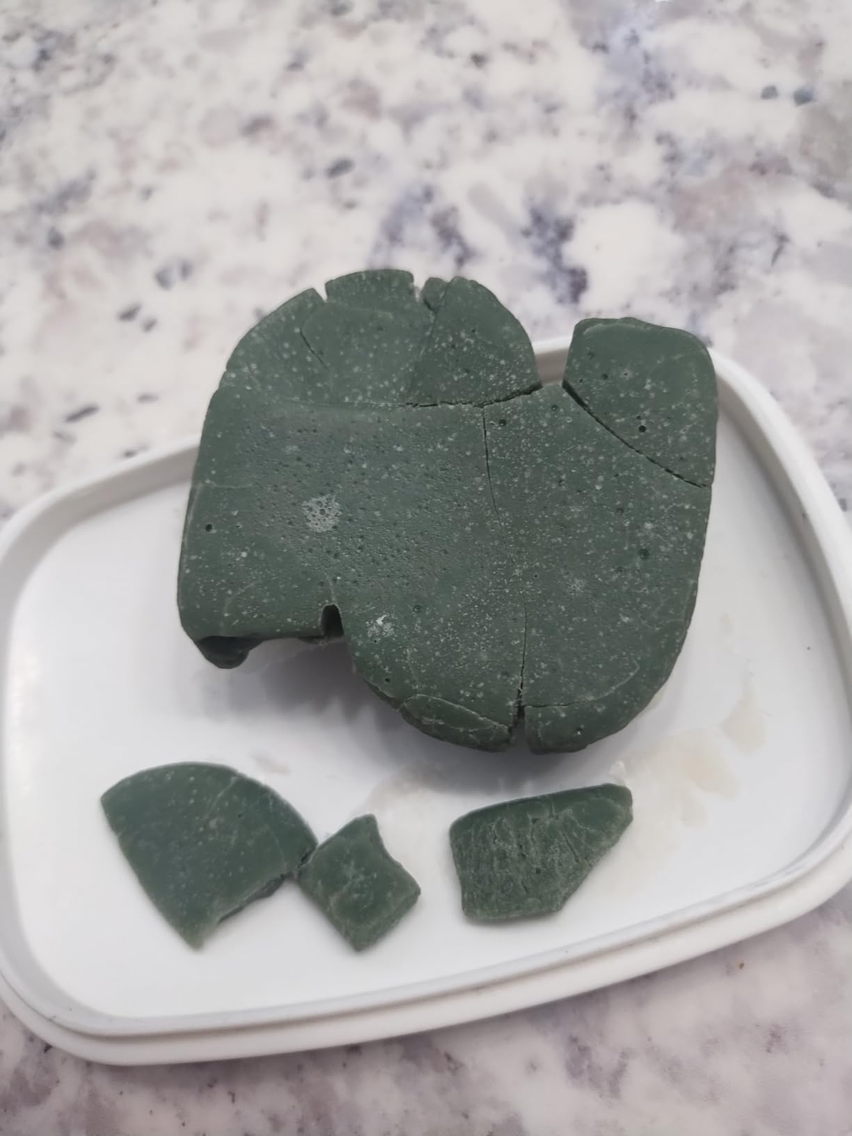 Kitsch Rosemary & Biotin Shampoo Bar - For Hair Growth, Strengthening, Thickening & Volumizing Shampoo for Women and Men - Free of Parabens, Sulfates & Silicones - Made in USA, 3.2 oz