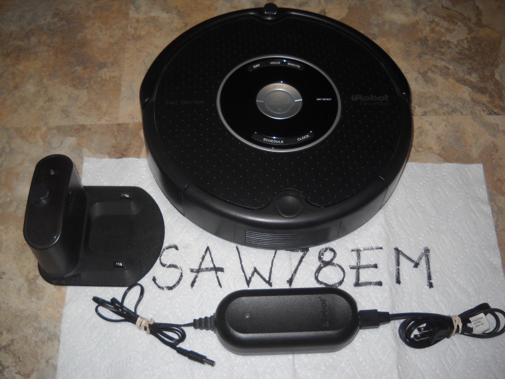 iRobot Roomba 552 Pet Series robotic vacuum with Home Base and Virtual Wall