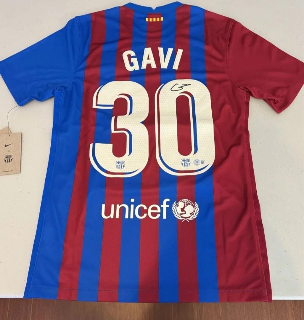 Amazon.co.jp: 直筆サイン入りGavi選手 ガビ バルセロナ Barcelona 