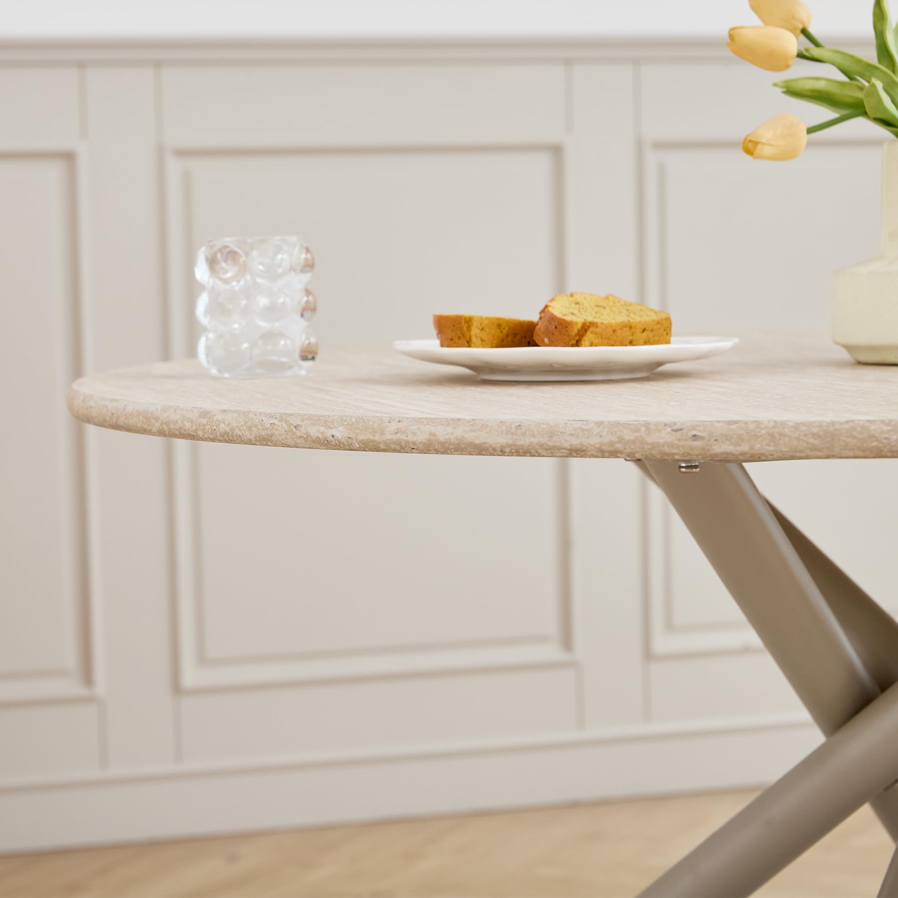 GrandCA HOME Set tavolo e sedie da pranzo nordico, tavolo da pranzo rotondo 115cm e 4 sedie da cucina imbottite, adatto per cucina, sala da pranzo e soggiorno (Travertino Giallo+grigio)