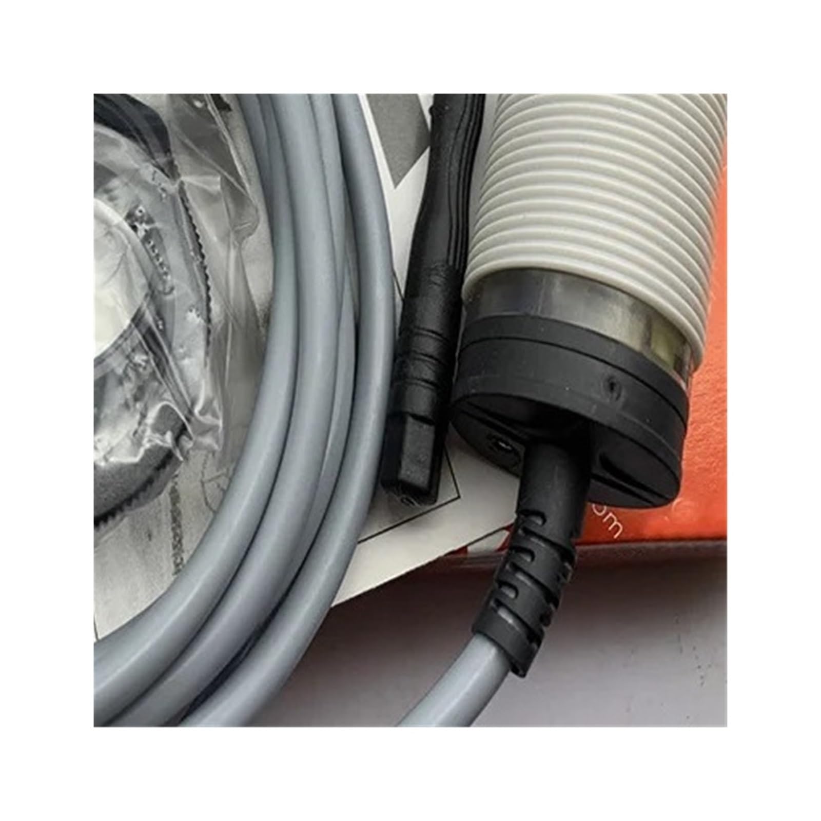 Capteur capacitif CA18CLN12PAC pour stopper les erreurs de détection