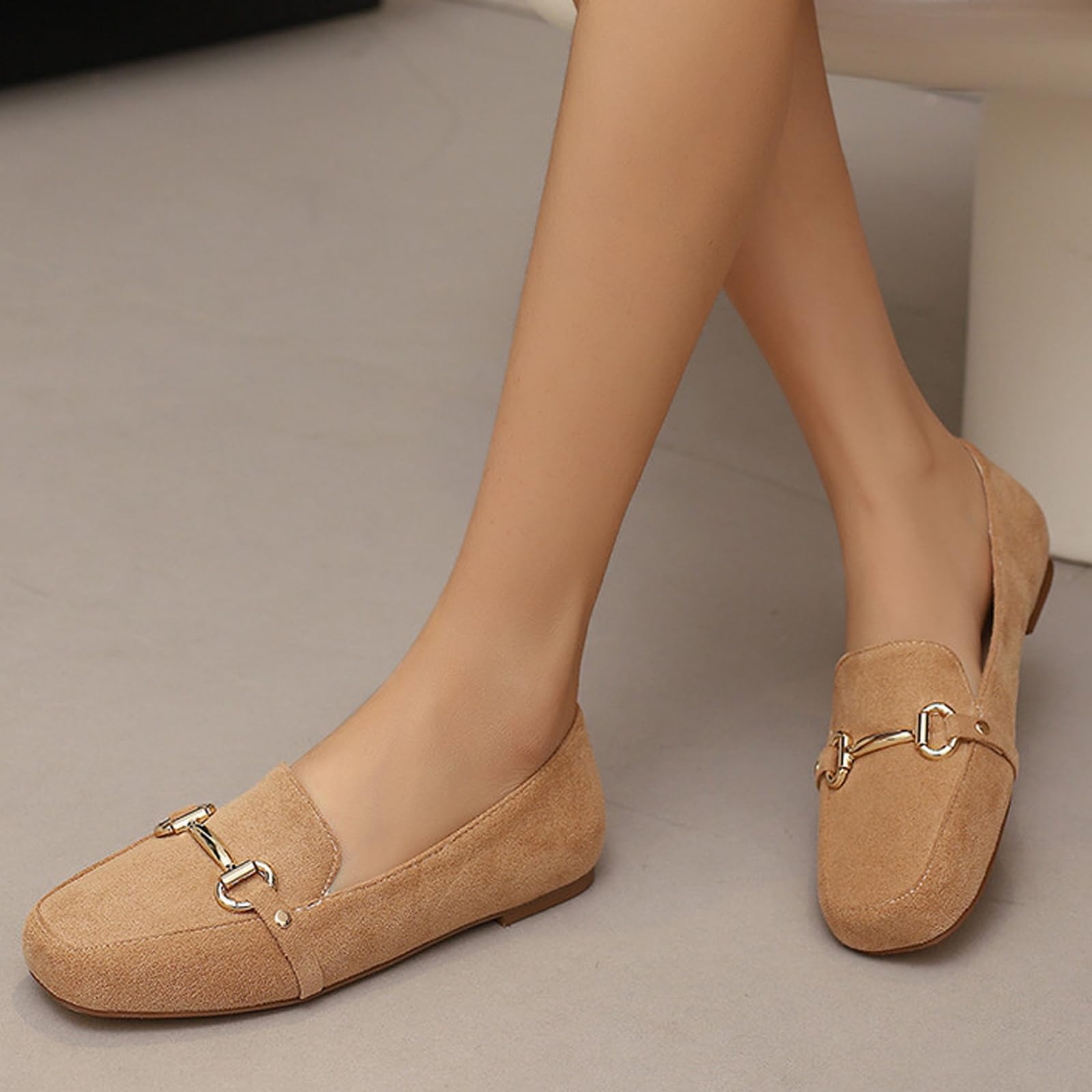 Mocassins dans Suédine Femmes Bout Carré Boucle Métal Bureau