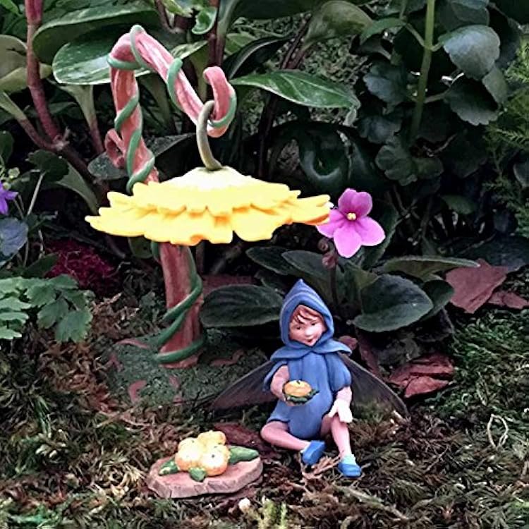 Flower Fairies Secret Garden - Scilla Fairy & Accessories