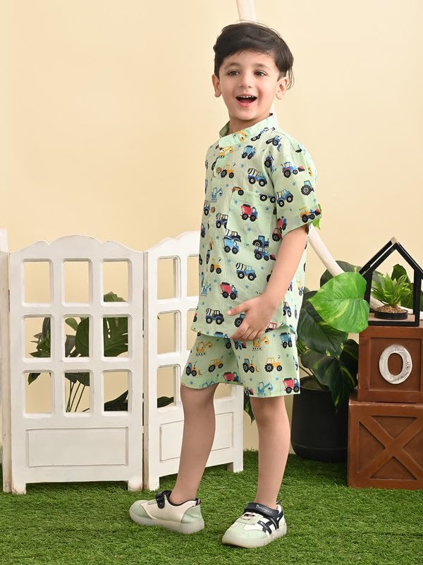 Image of superminis Baby Boys Cotton Printed Shirt and Nikkar /Shorts Coordinated Set