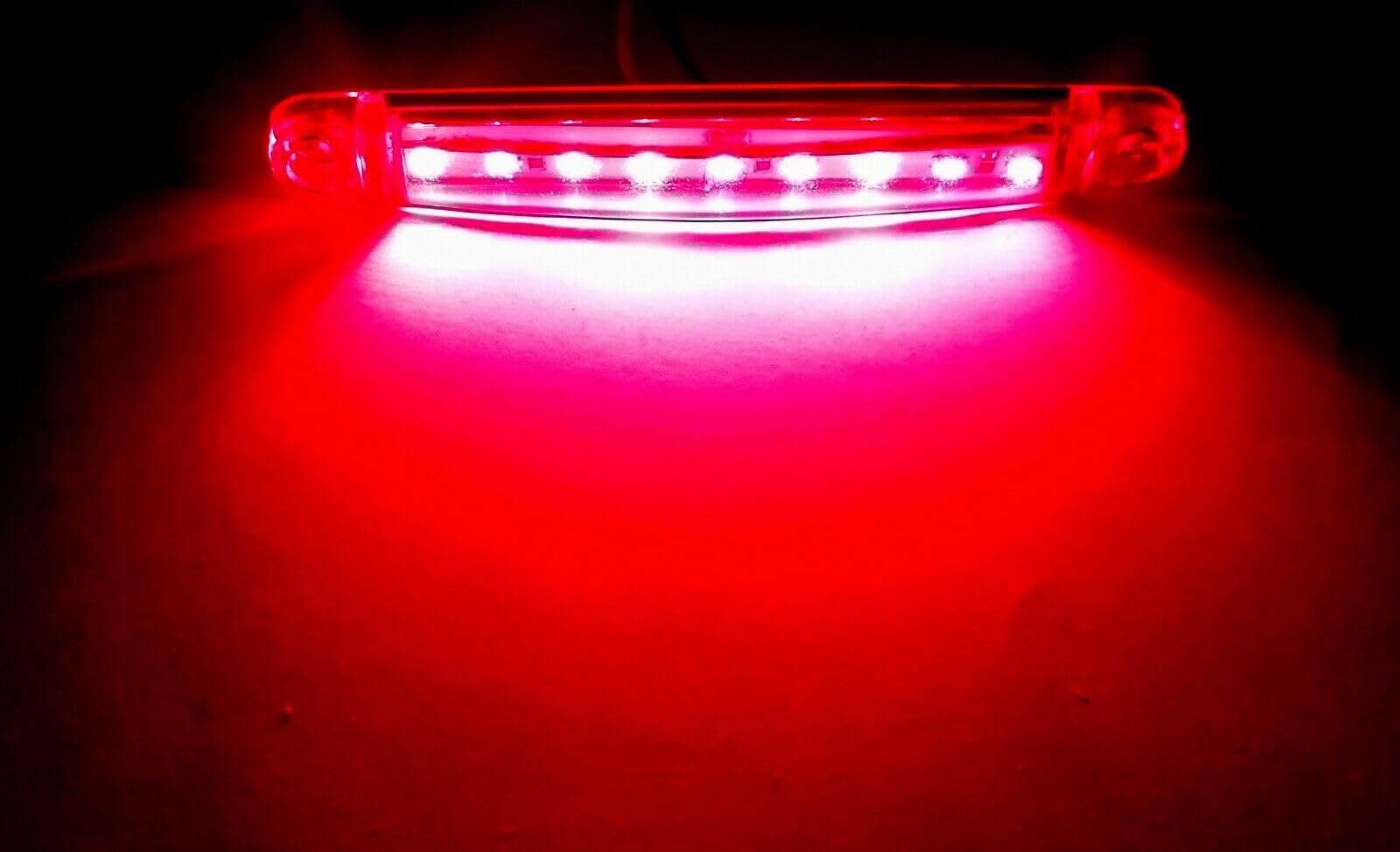 Lot De 10 Feux De Position LED Rouges 12-24V - 3 LED SMD Pour Camions, Remorques Et Caravanes - Formplas