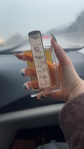 Review Image by 444