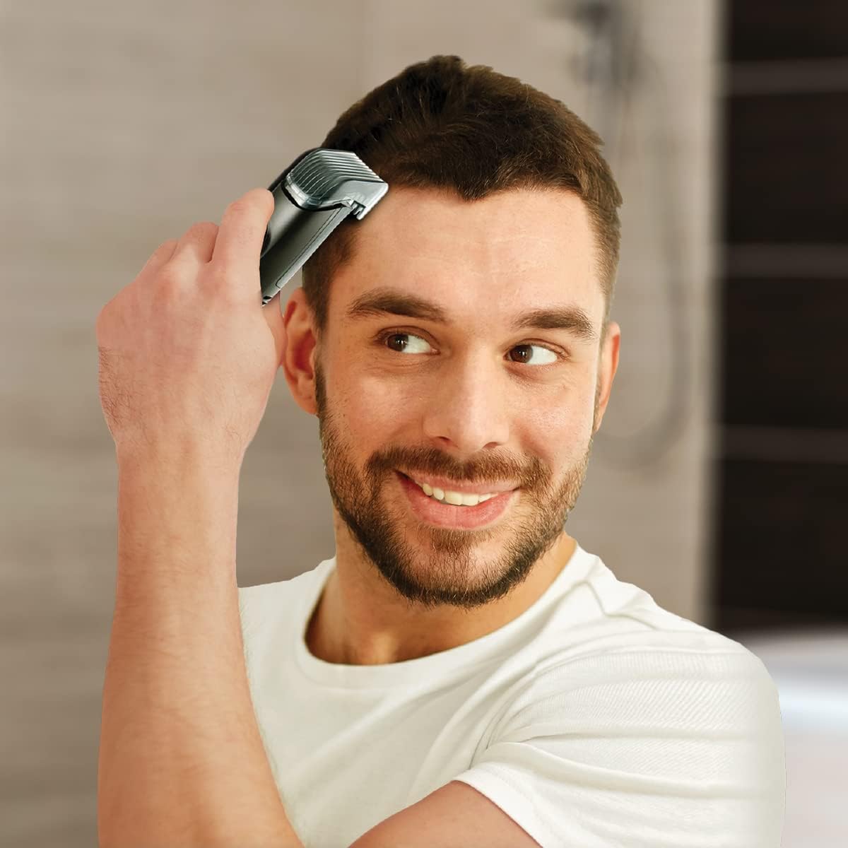 JML Bell & Howell Vacutrim Allinone shaver/trimmer with 20 length