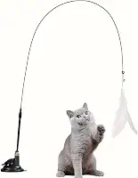 Varinha Interativa Para Gatos Com Penas, Sino e Ventosa Brinquedo De Estímulo E Caça Para Filhotes E Gatos Adultos (SORTIDO)