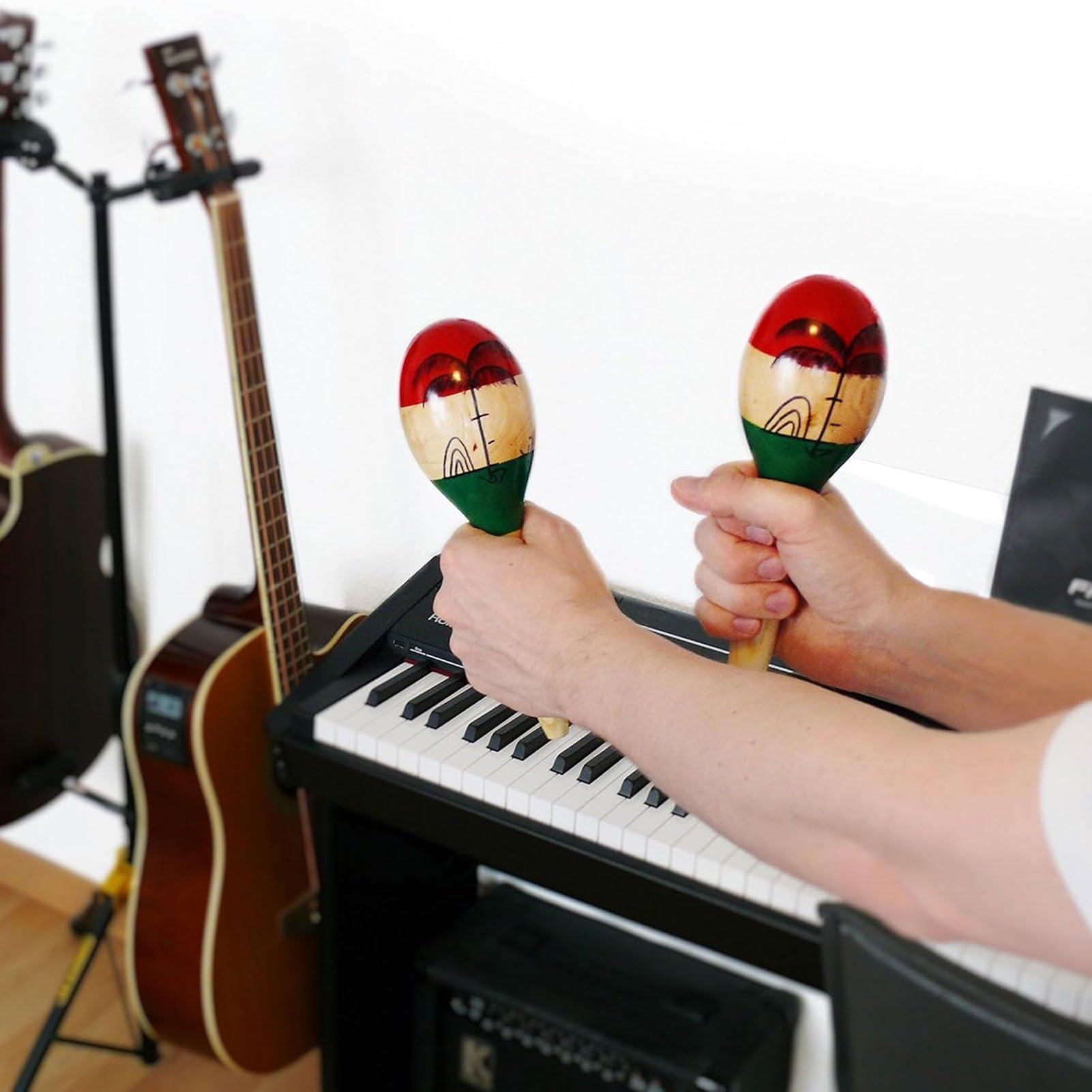 2 Paczki Drewniane Marakasy Muzyczne Malowane Drewniane Maraca Ręczny Instrument Perkusyjny, Dekoracje Świąteczne Fiesta Dla Muzycznej Zabawy (Color : B)