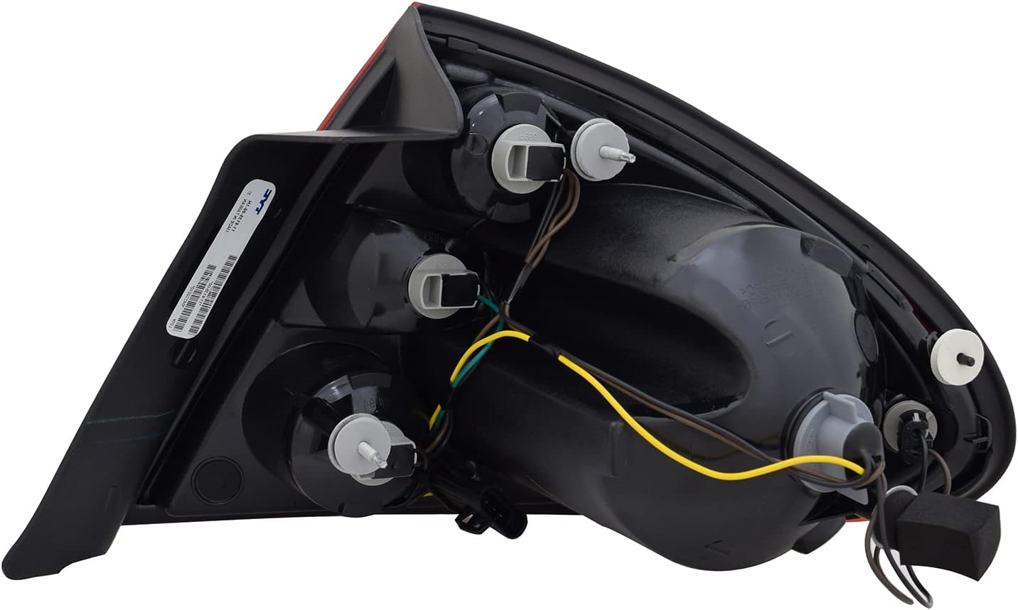 TYC Left Tail Light Assembly Compatible with 2005-2009 Buick Lacrosse