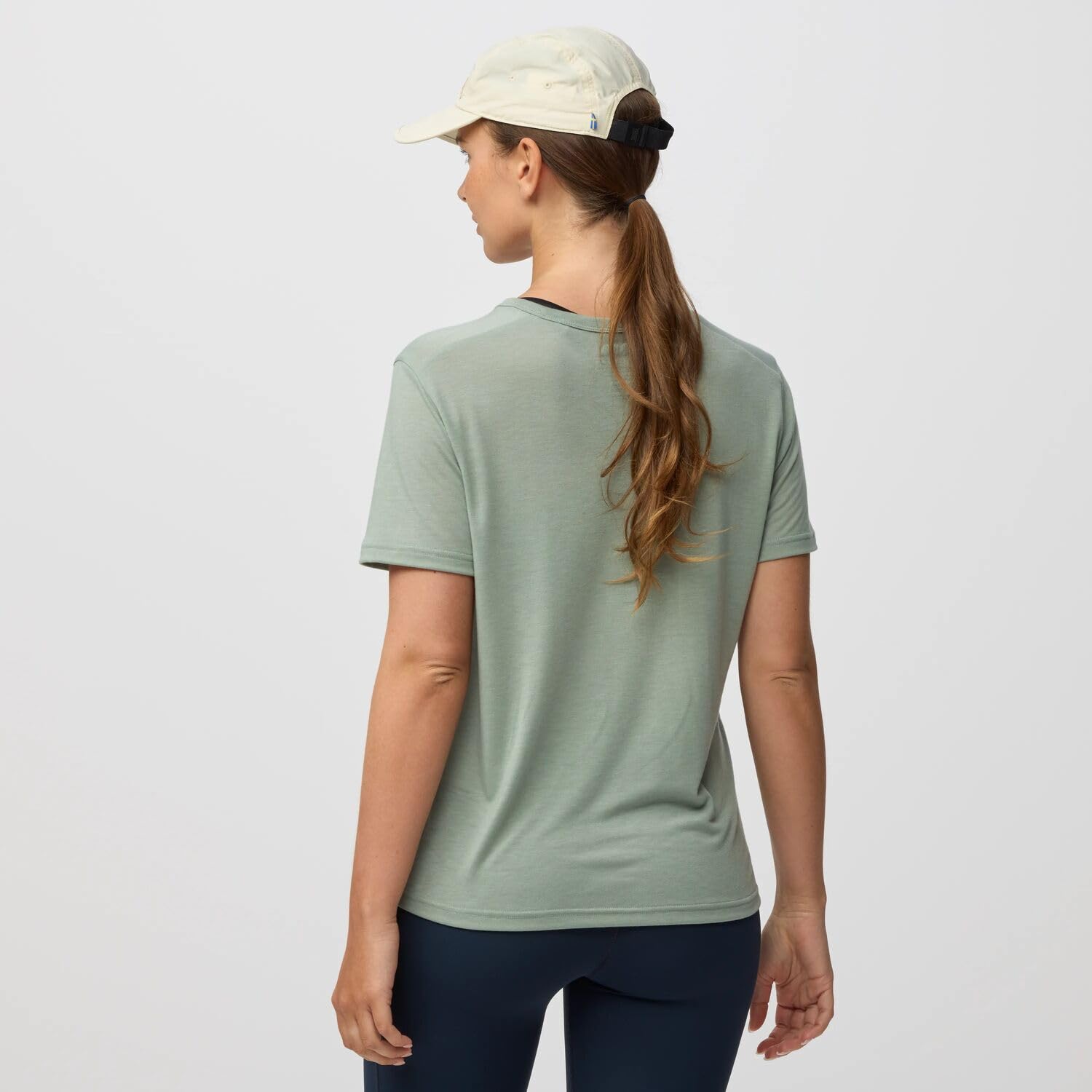 Fjällräven Damen T-Shirt High Coast | Weicher Mix aus Lyocell und Polyester. Rundhalsausschnitt. Regular Fit.