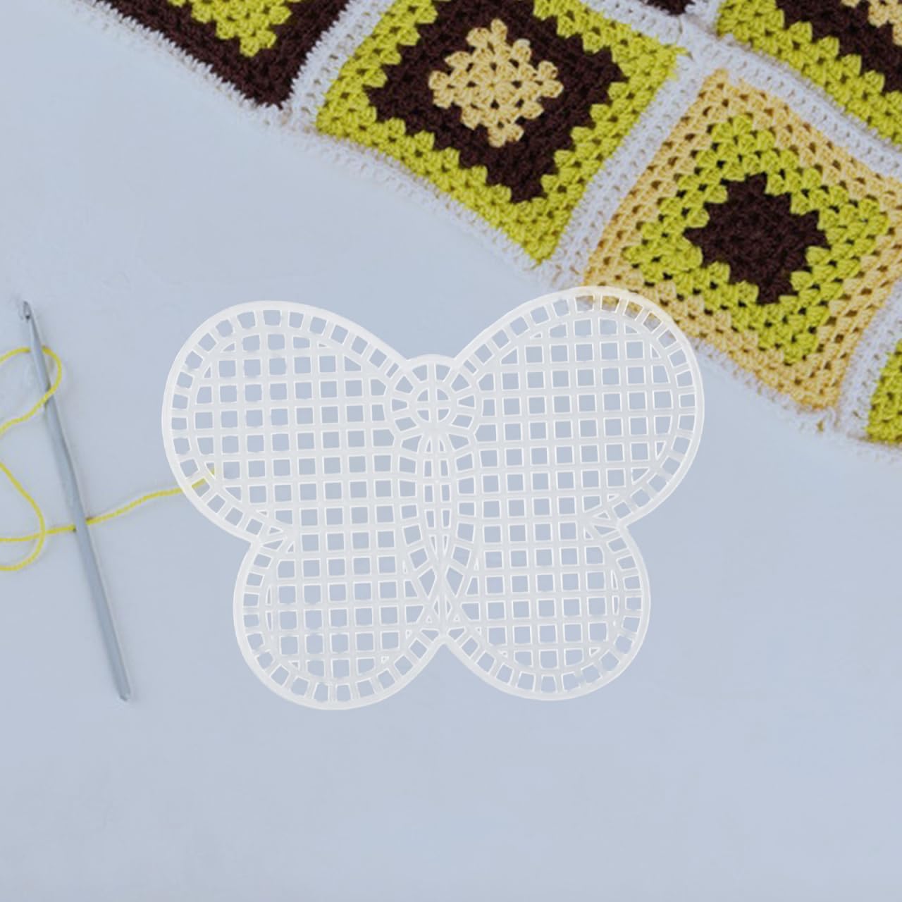 VILLFUL Plastic Mesh Canvas Sheets 25Pcs 8.5X8.5Cm For Embroidery Cross Stitch DIY Craft Butterflies Stars Hearts Flowers Needlepoint Canvas For