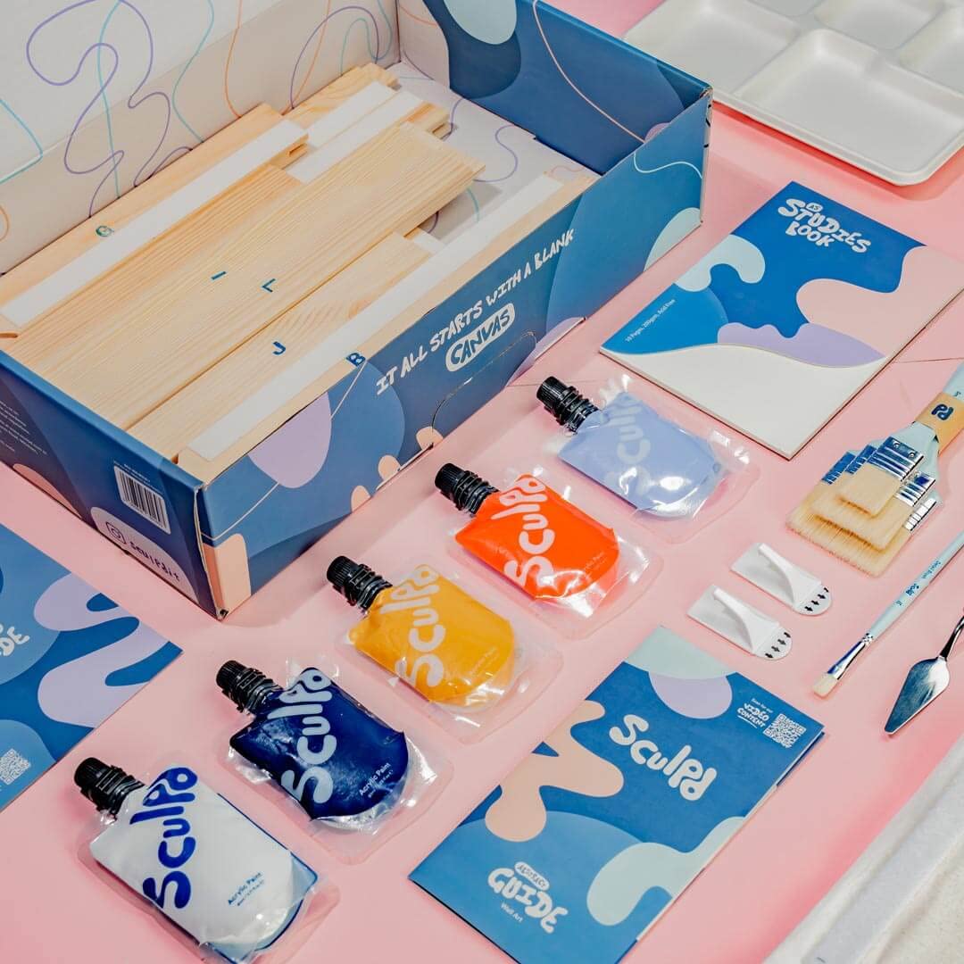 Sculpd Set für abstraktes Malen, abstrakte Malerei, 4 Acrylfarben, 2 Pinsel, Künstlerleinwand, weiterer Künstlerbedarf, Studienbuch und Anleitungen, geeignet für Erwachsene, Anfänger und Künstler