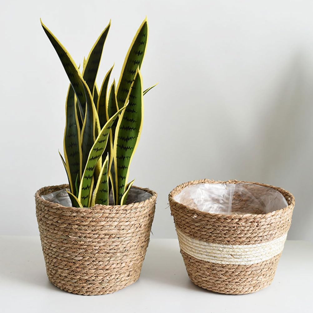 Healeved Hand Woven Planter Basket with Liner Rustic Straw Flower Pot for Indoor Outdoor Plants Balcony Living Room Decor 7.8X9.75X7.8 Inches