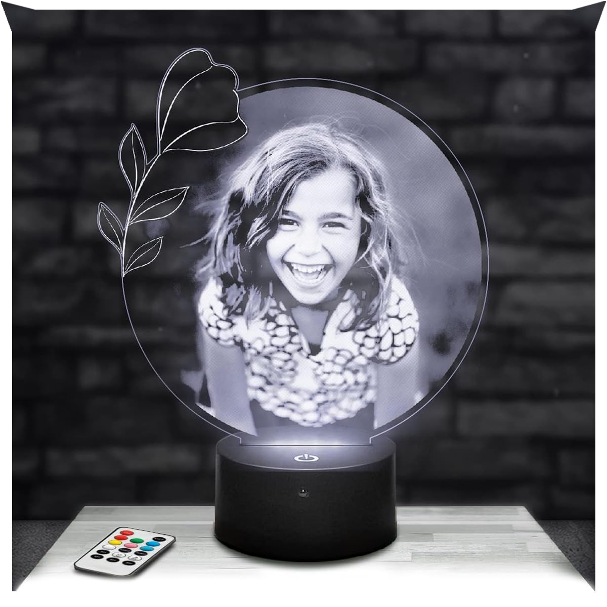 Lampephoto.fr - Personalised lamp with photo and text by laser engraving. Birthday gift photo lamp gift idea for Christmas. Gift for men and women. 3D lamp with picture. Photo gift — image 1