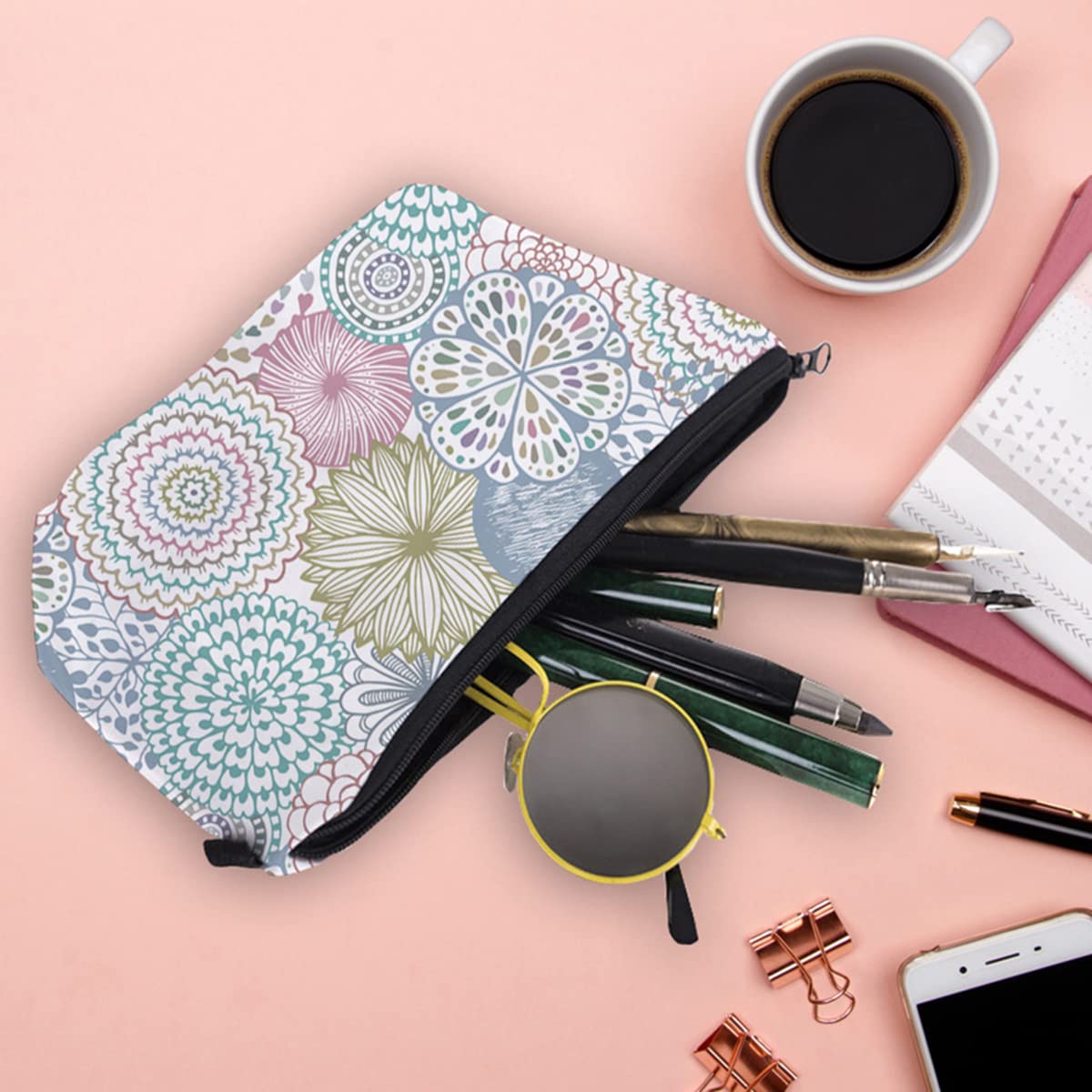 FAVORTALK Toiletry Bags for Women Portable Travel Cosmetic Bag for Women Beauty Zipper Makeup Organiser Bag with Beautiful Flowers Datura Pattern Washable Waterproof Makeup Bag B1087 — view 6