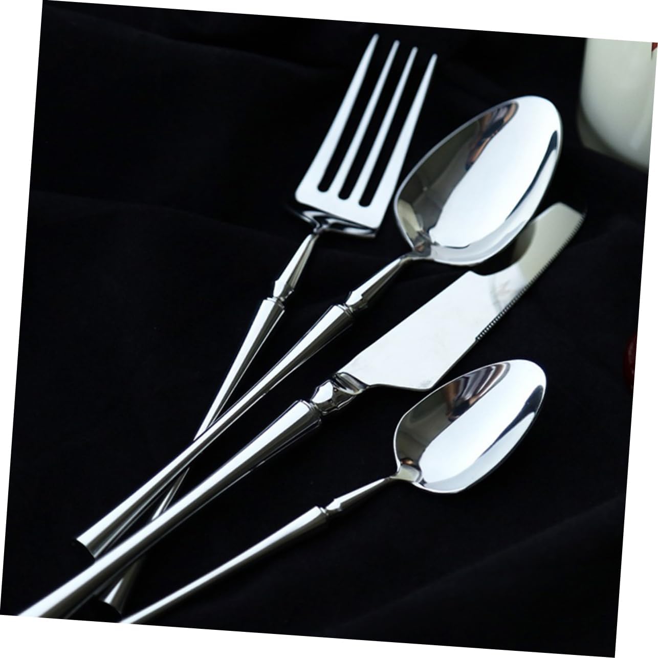 Stainless Steel Dinner Fork with Long Handle for Food and Cakes