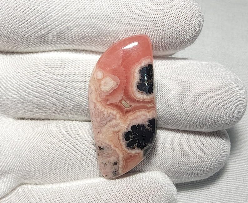 Rhodochrosite naturelle cabochon pour fabriquer un pendentif ou collier artisanal