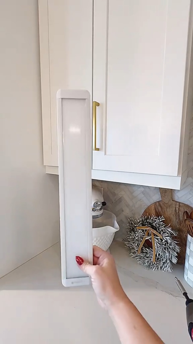 Image of artika Under Cabinet Lighting LED Light Bar - Dimmable, Ultra-Slim, Selectable Color Temperature, Plug-in Closet Light, 1100 Lumens, 22W, Energy Saving