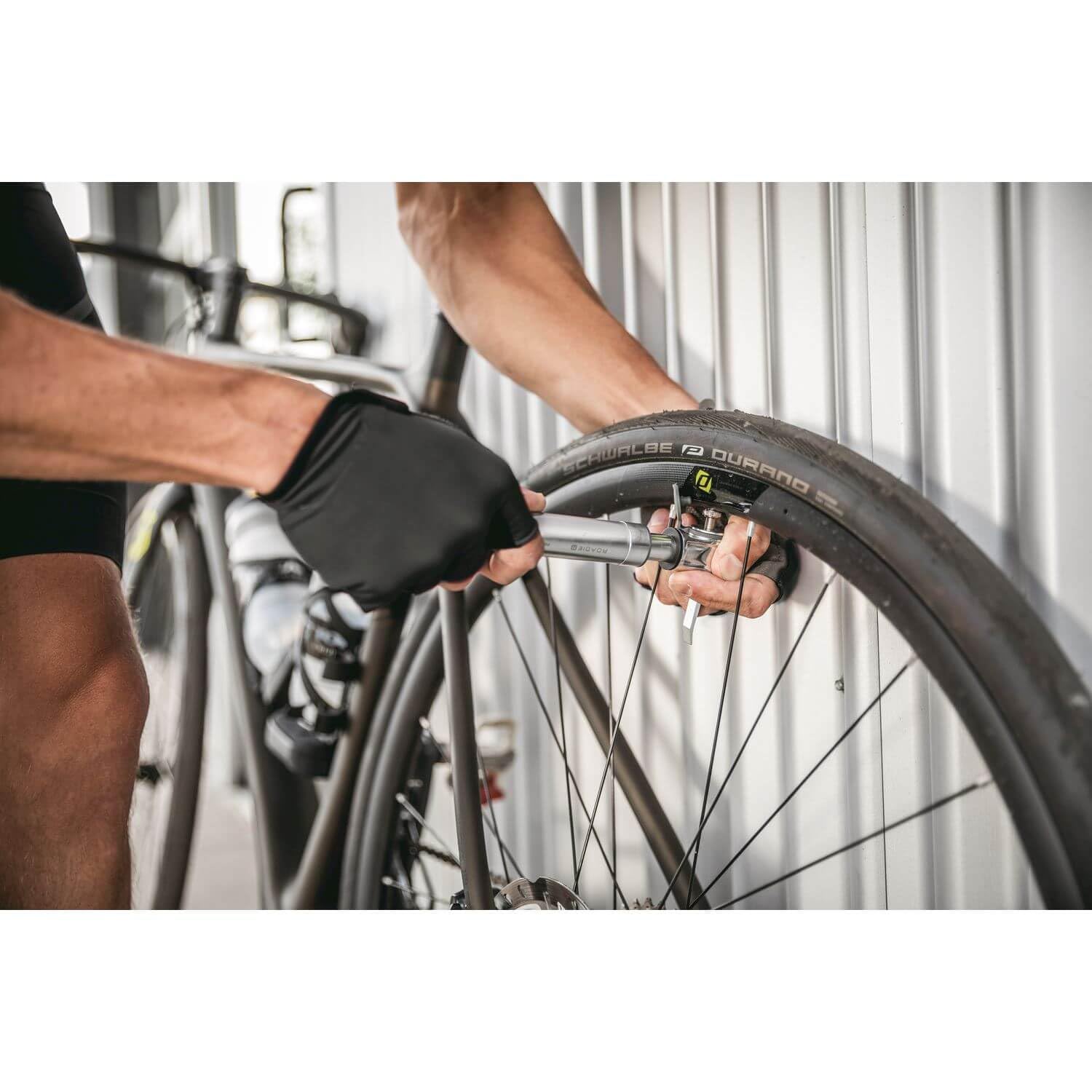 Topeak Roadie TT Pump, Silver - Image 3