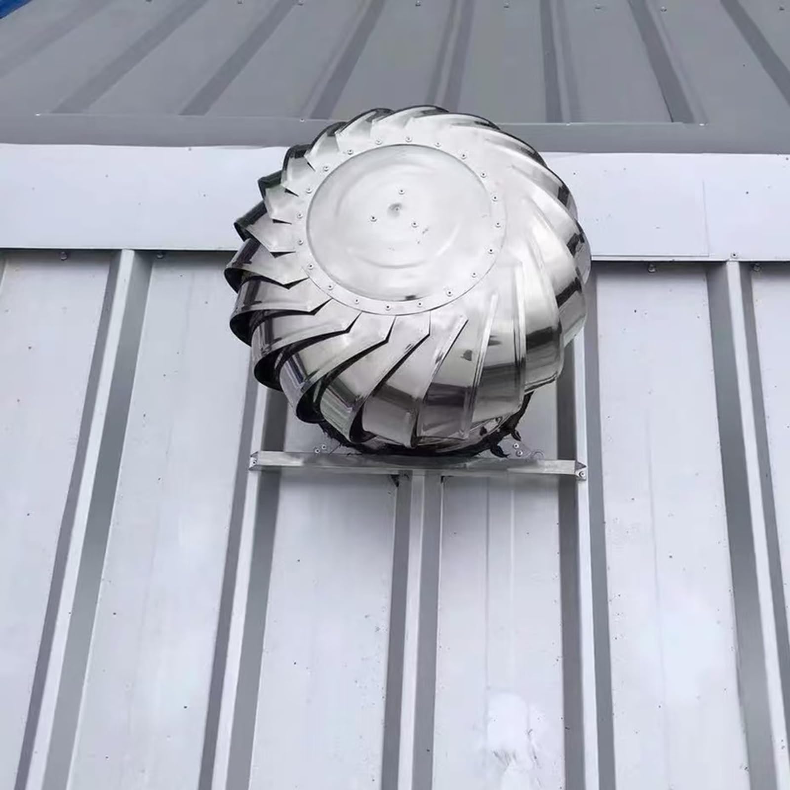 201 Copertura per tetto in acciaio inossidabile Antipioggia e antivento per aziende agricole e fabbriche Soluzione di ventilazione durevole da 300 mm