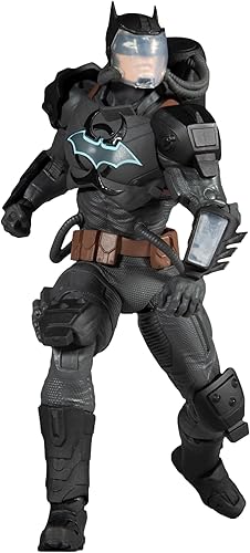 DC Multiverse Batman in Hazmat Suit - Figura de acción de 7 pulgadas con accesorio