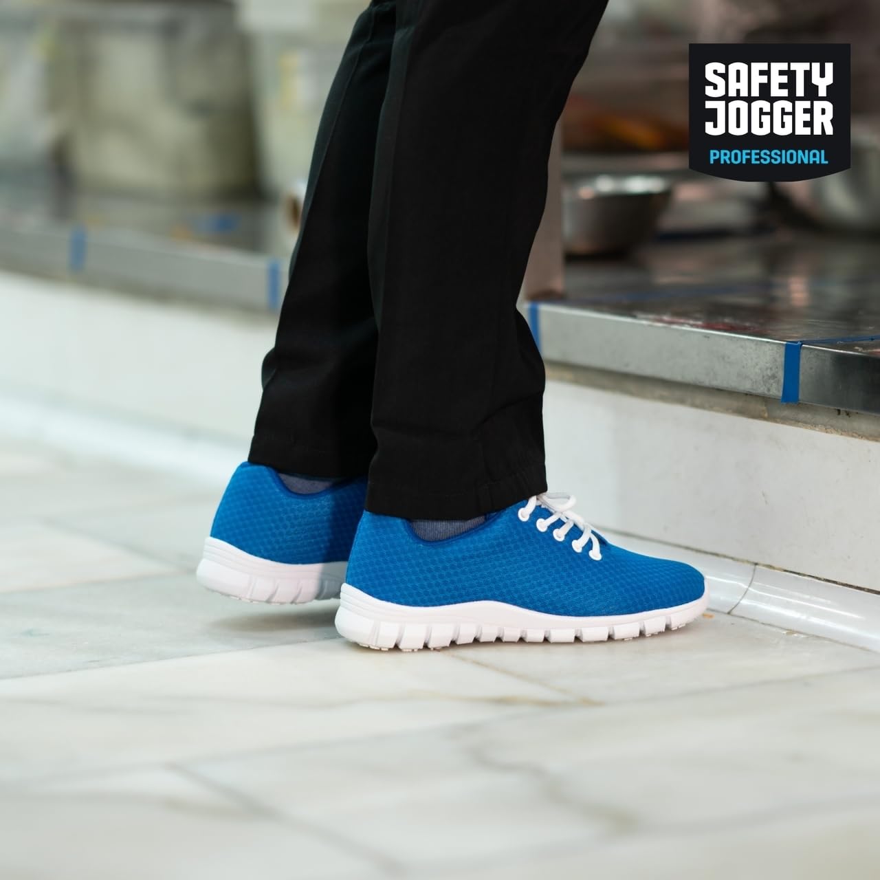 SAFETY JOGGER Kassie SRC - Zapatillas de Trabajo para Mujer, Extremadamente Ligeras, Antideslizantes, Ideales para hospitales, Salud, Cocina, procesamiento de Alimentos y Personal de Limpieza, Color