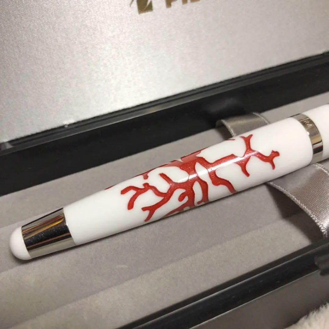 Amazon | シグナム 万年筆 コラーロ ホワイト レッド ニブF 18金ペン先  