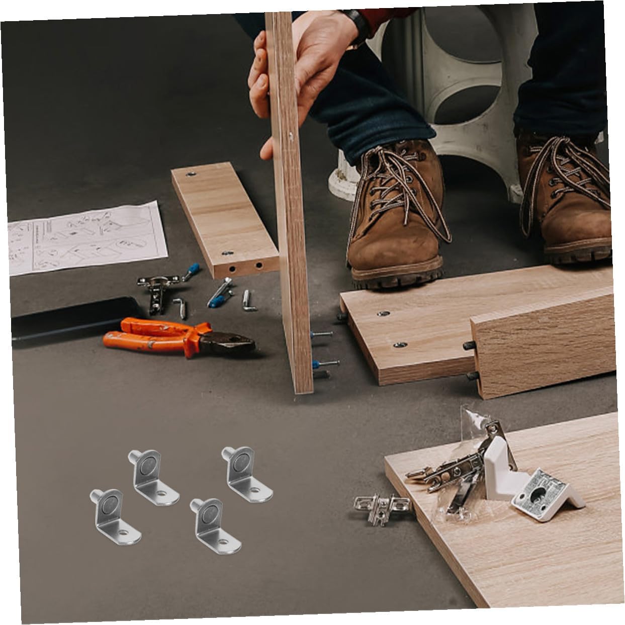 100pcs Metal Shelf Clips Pegs Cabinet Support Pins Strong Bearing Capacity for Bookshelf Kitchen Cabinet Furniture