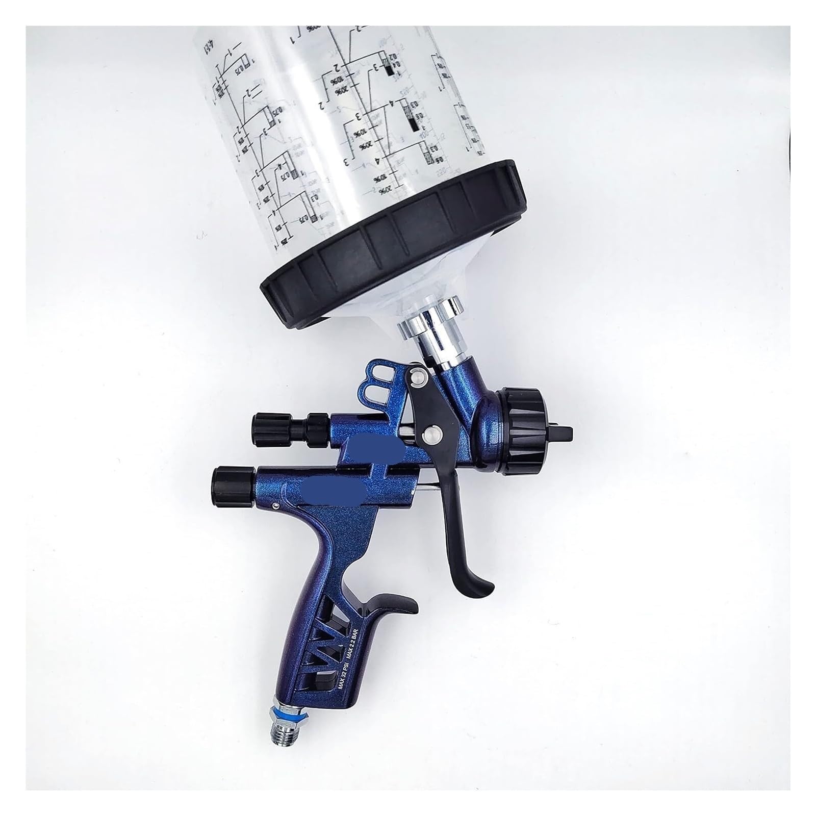 1.3 Pistolet natryskowy do lakieru bazowego/bezbarwnego 600ML CUP