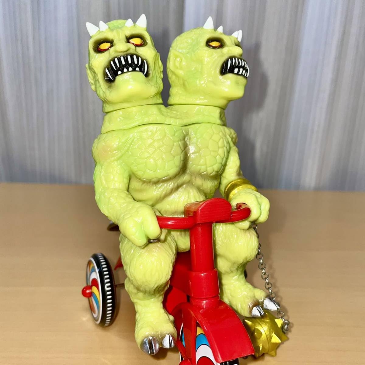 Amazon.co.jp: M1号 × ISH ガリガンタス 三輪車 GALLIGANTUS TRICYCLE 