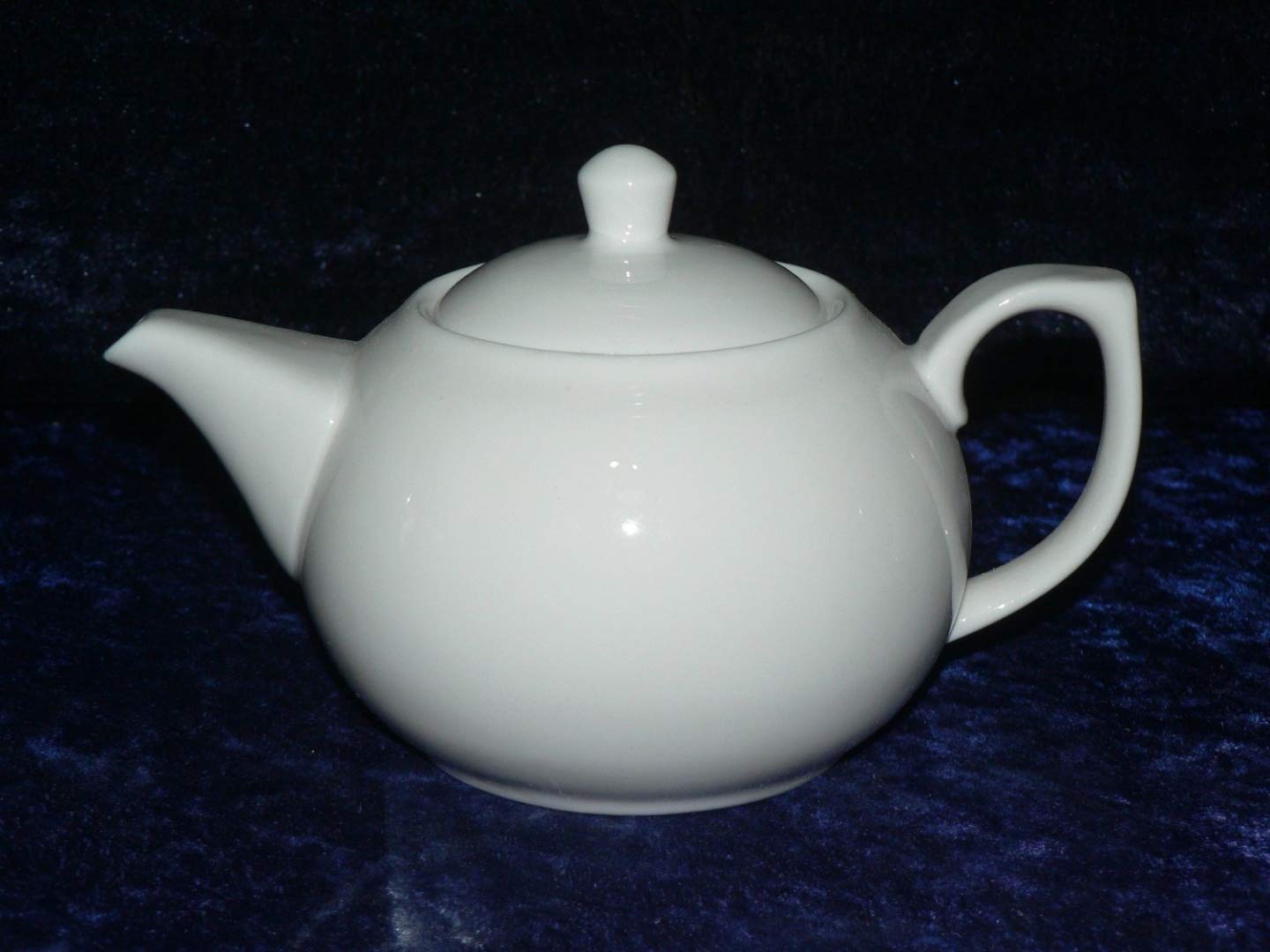 White 2 Cup Porcelain teapot