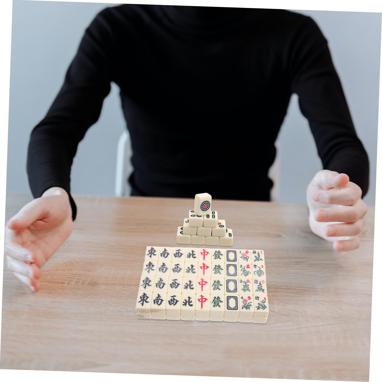 Kreatives Weißes Reise Mahjongspiel aus Melamin und PVC mit Kompletten Zubehör Praktisches Kleiner Mahjong Satz zur Geduldförderung für Indoor und Riegel