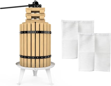 SQUEEZE master 1.6 Gallon/6L fruit press with 2 Filter Bags