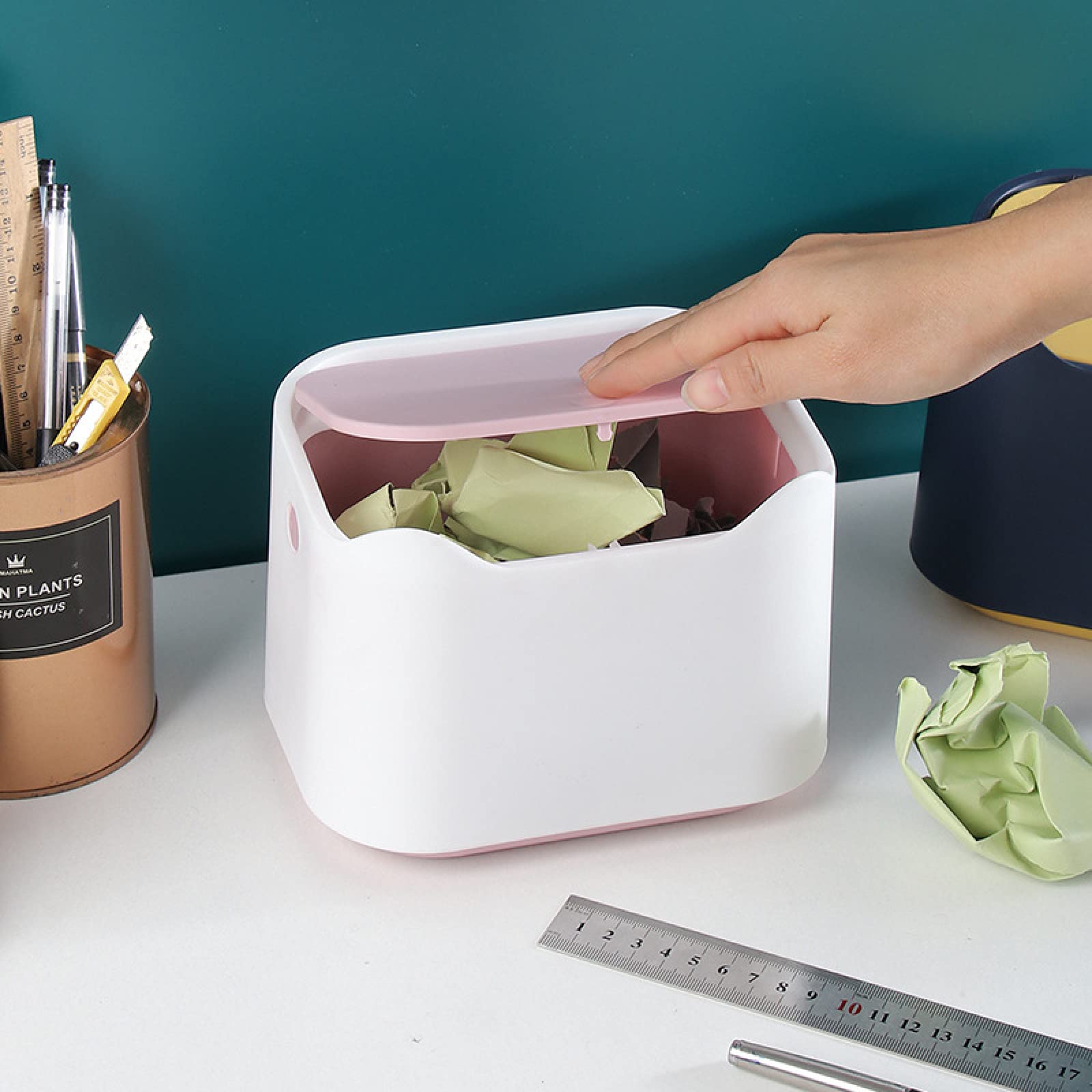 Poubelle De Bureau à Bouton-pression - Mini Poubelle Avec Couvercle Pop-up, Design Compact | Anti-odeurs, Facile à Nettoyer