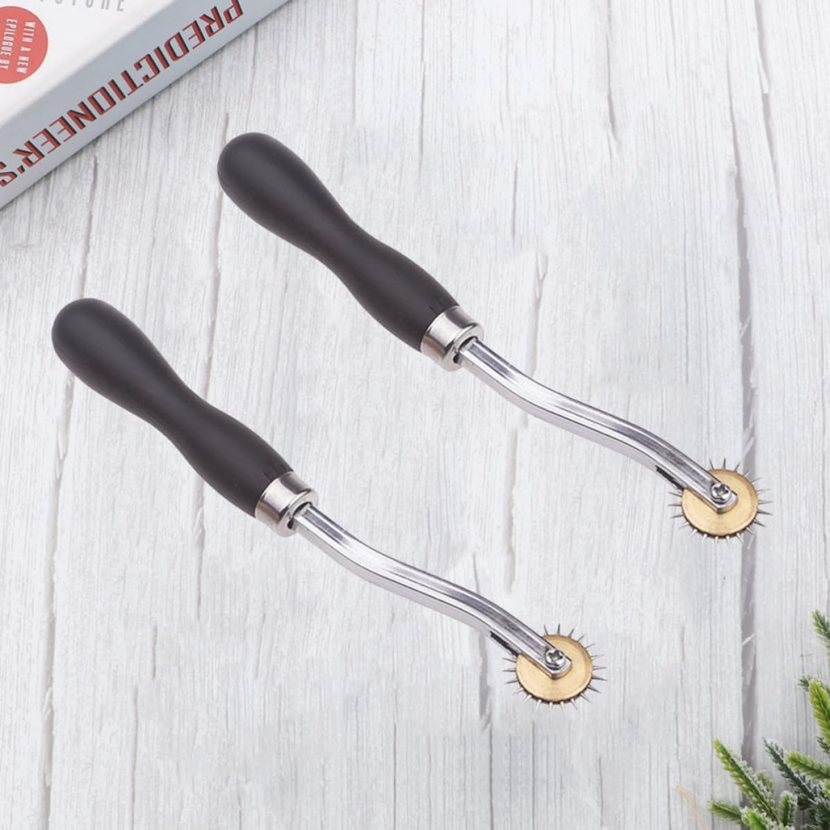 FOMIYES Scanning Line Wheel with Wooden Handle 2pcs Stainless Steel Toothed Cloth Round Delimit Scribe Wheel for Tailor Sewing Tool, for Cross-Stitch and DIY Handcraft Marking