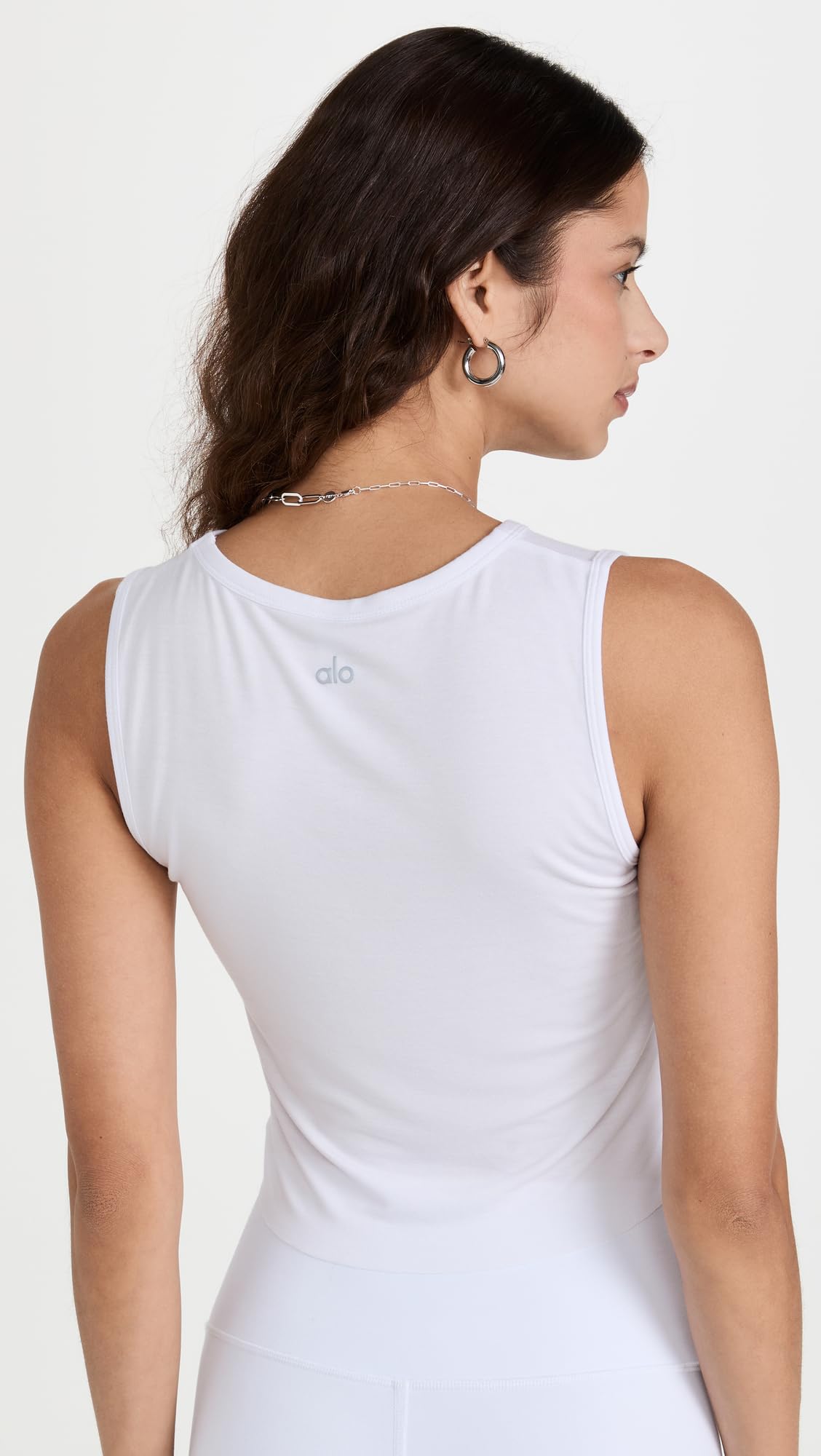 Amazon | Alo Yoga 女性用カバータンク, ホワイト, X-Small 